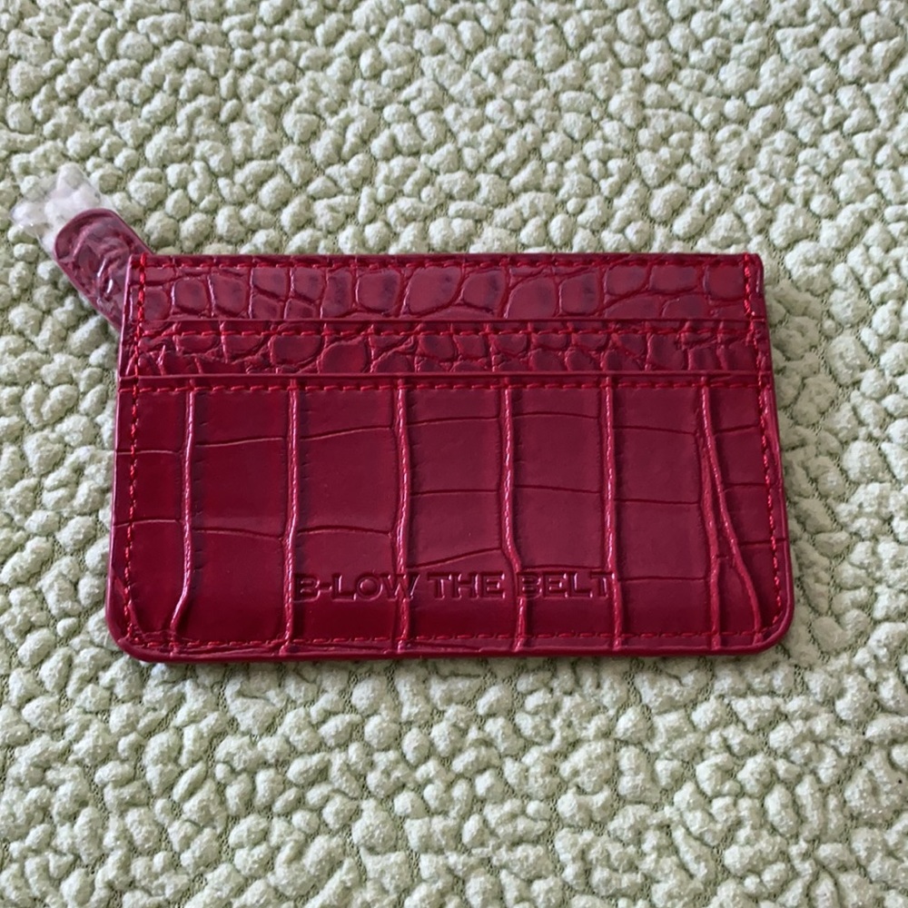 Croc Card Case - Picture 2 of 3